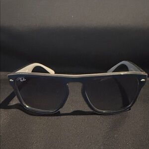 Ray-Ban Blue and grey Sunglasses